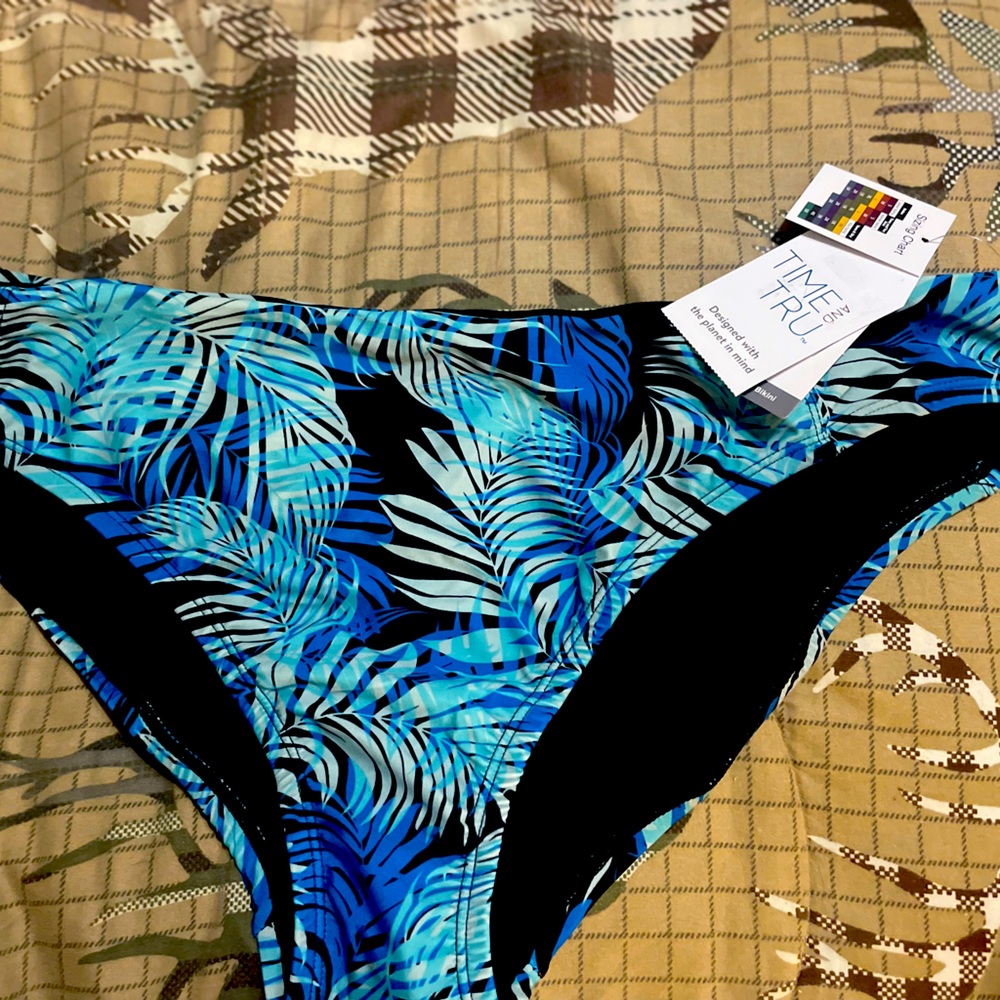 Womens bikini bottoms size 1x